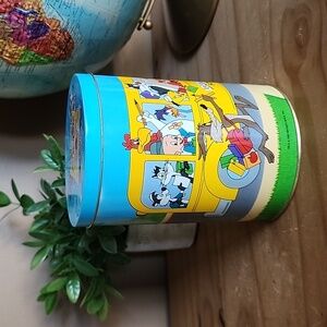 Vintage Looney Tunes Bugs Bunny tin school bus